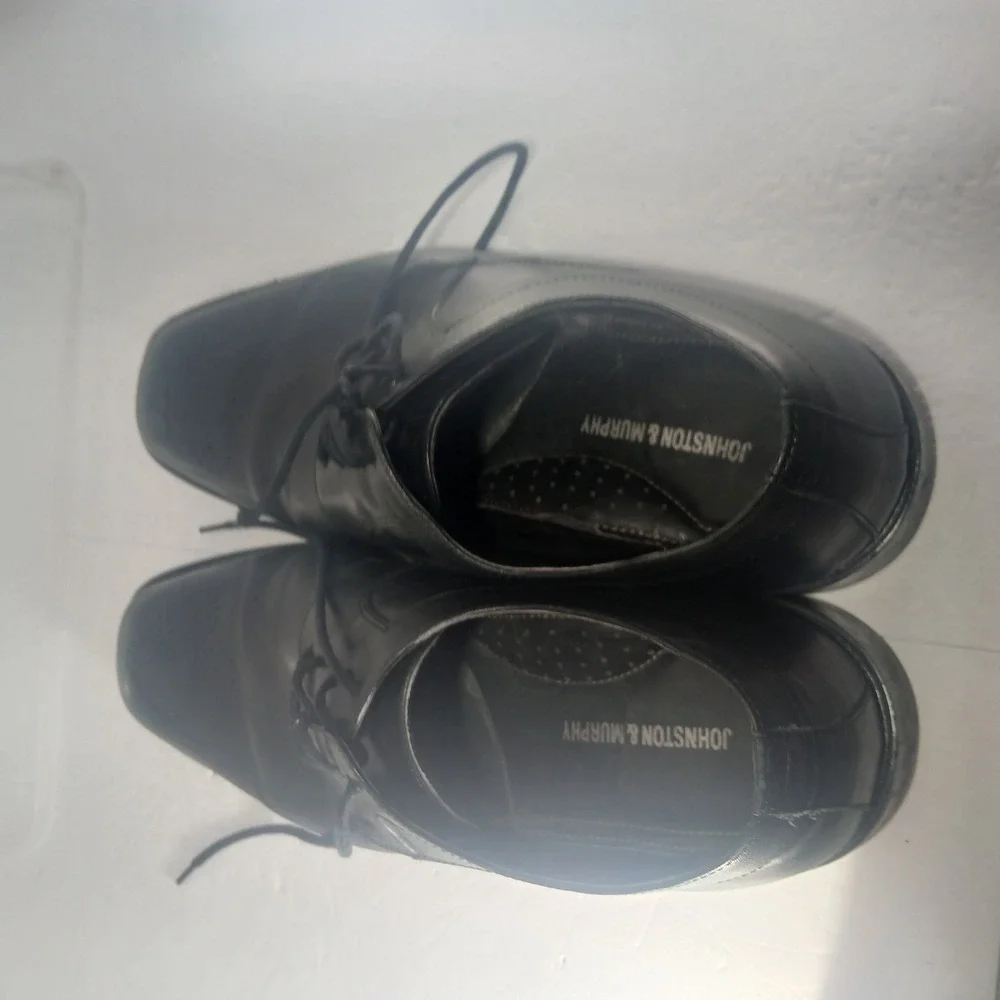 Johnston & Murphy Derby Shoes 11.5M Black Leather Medallion Square Toe 20-1061